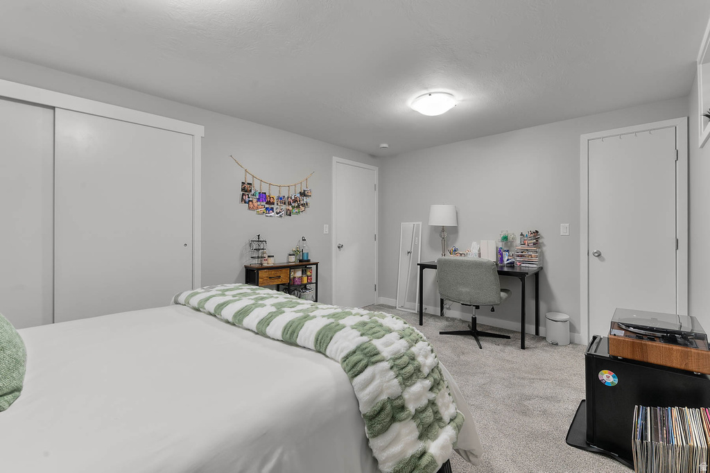 385 S BAIRD CIR South Salt Lake, UT 84115