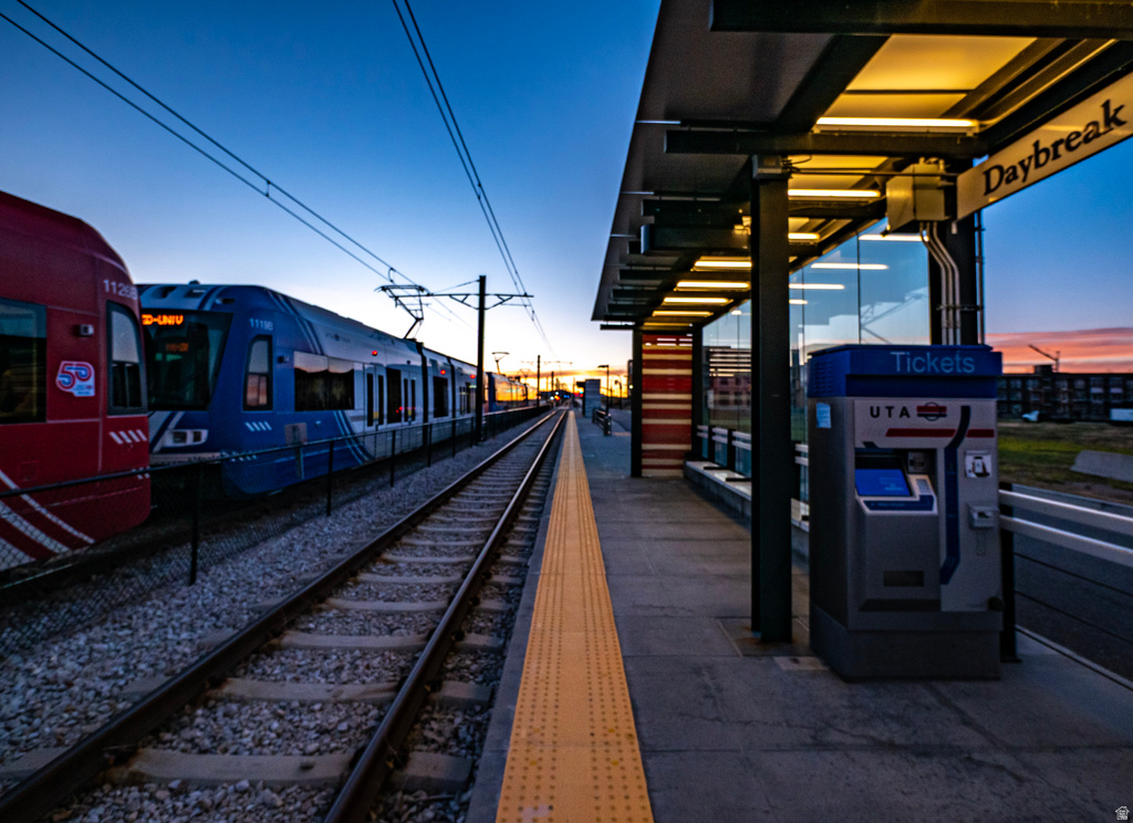 4714 W DAYBREAK RIM WAY South Jordan, UT 84009