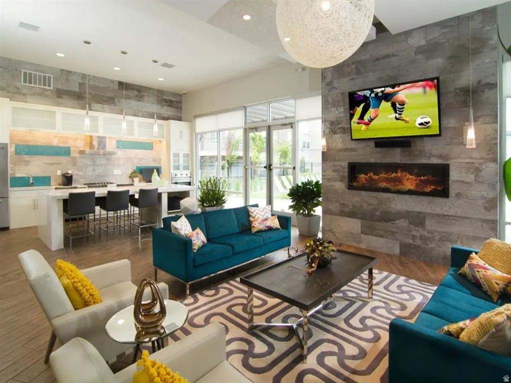 1047 W SOHO DR #1308 Midvale, UT 84047