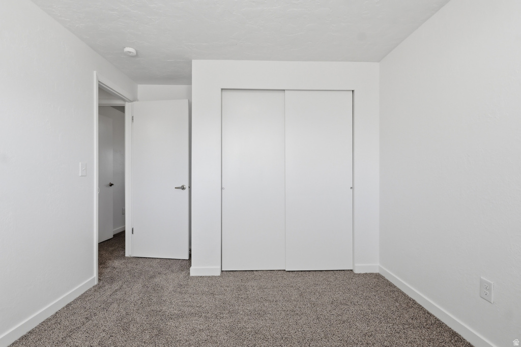 2395 W LONGMEADOW DR Taylorsville, UT 84129