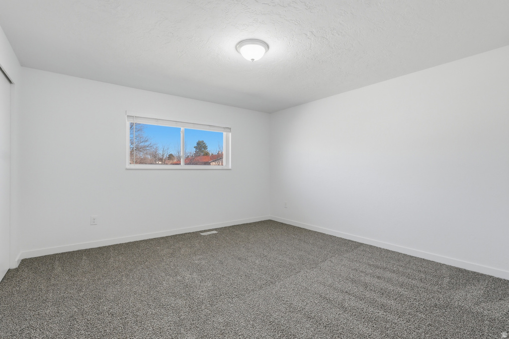 2395 W LONGMEADOW DR Taylorsville, UT 84129