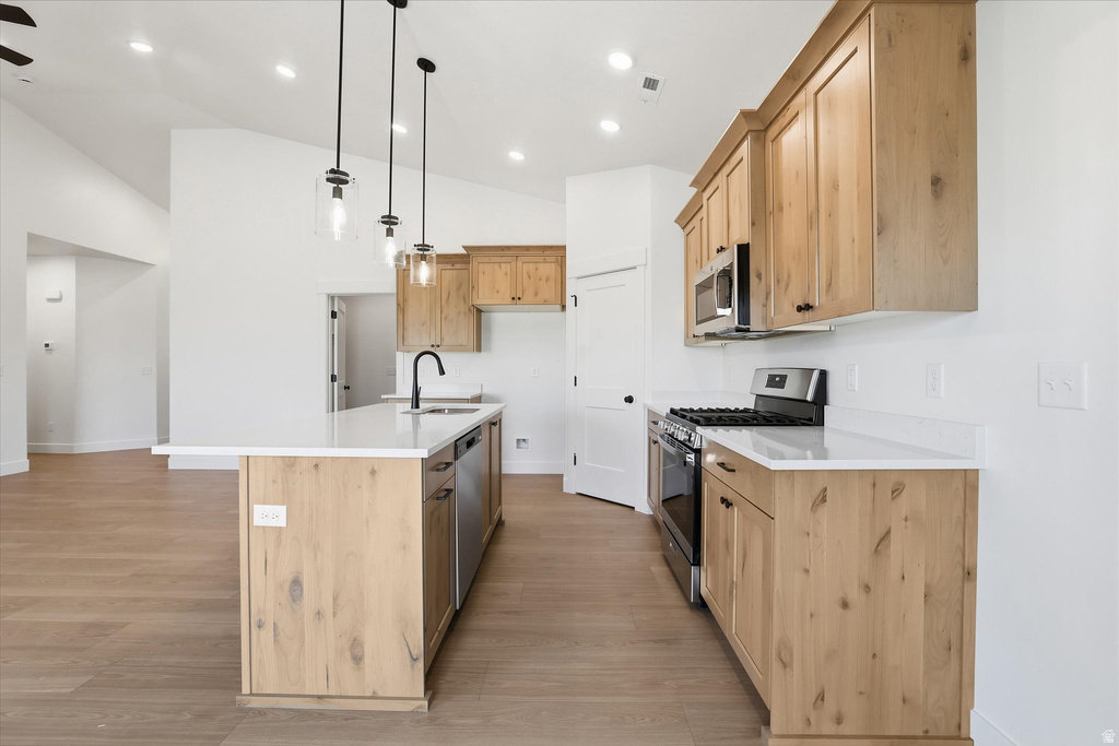 10283 N VISTA LN Elwood, UT 84337