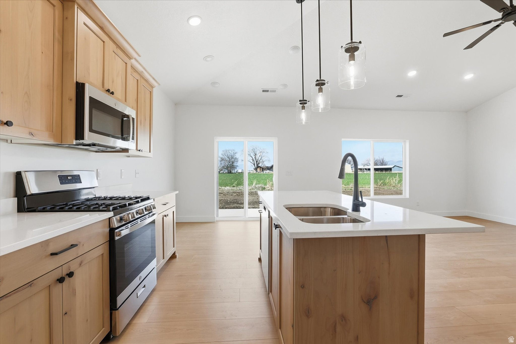 10283 N VISTA LN Elwood, UT 84337