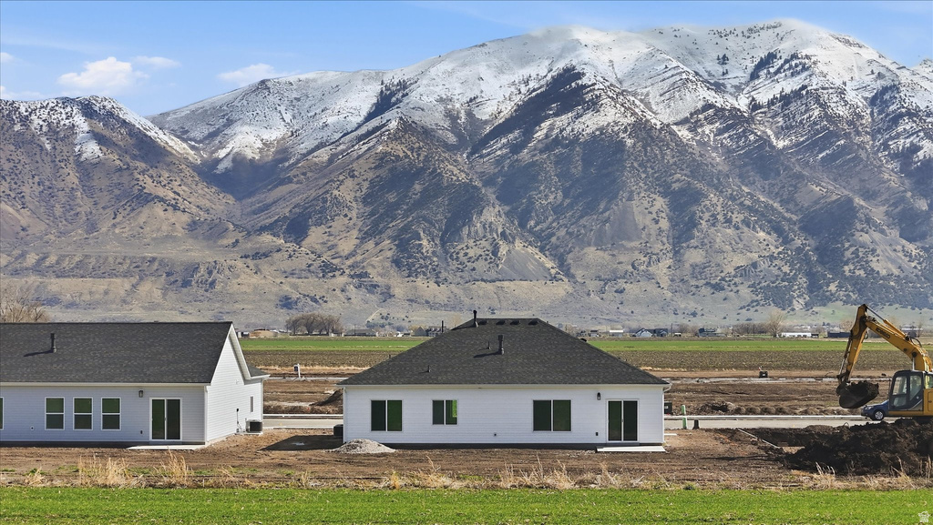 10283 N VISTA LN Elwood, UT 84337