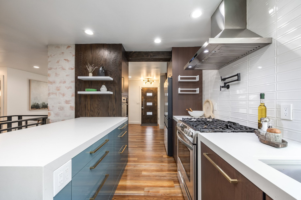 3387 S LA MESA RD Salt Lake City, UT 84109