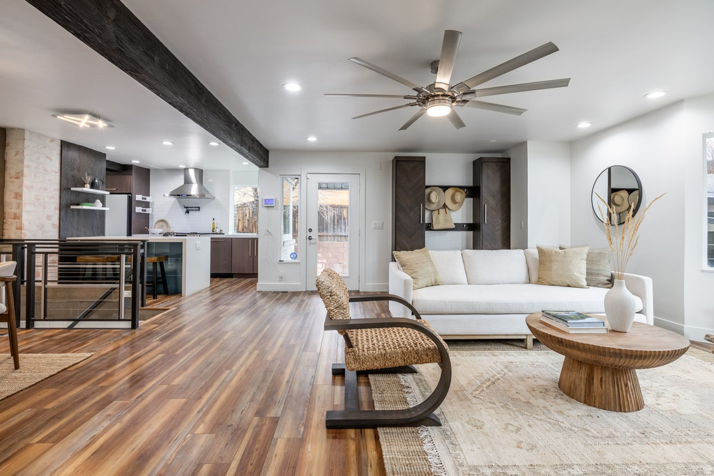 3387 S LA MESA RD Salt Lake City, UT 84109