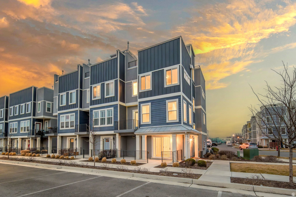 4756 S HILLHOUSE CV #101 Murray, UT 84107