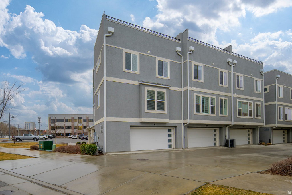 4756 S HILLHOUSE CV #101 Murray, UT 84107