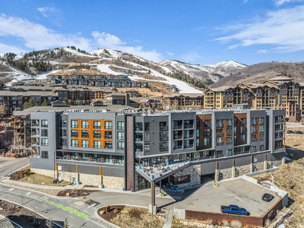 2670 CANYONS RESORT DR #412 Park City, UT 84098