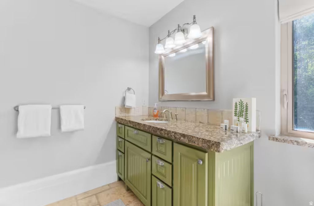 705 N LOCHWOOD VW Garden City, UT 84028