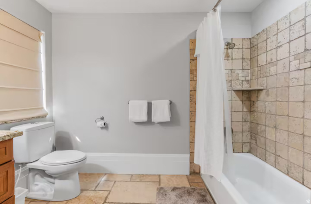 705 N LOCHWOOD VW Garden City, UT 84028