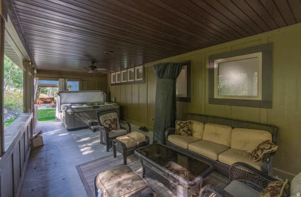 705 N LOCHWOOD VW Garden City, UT 84028