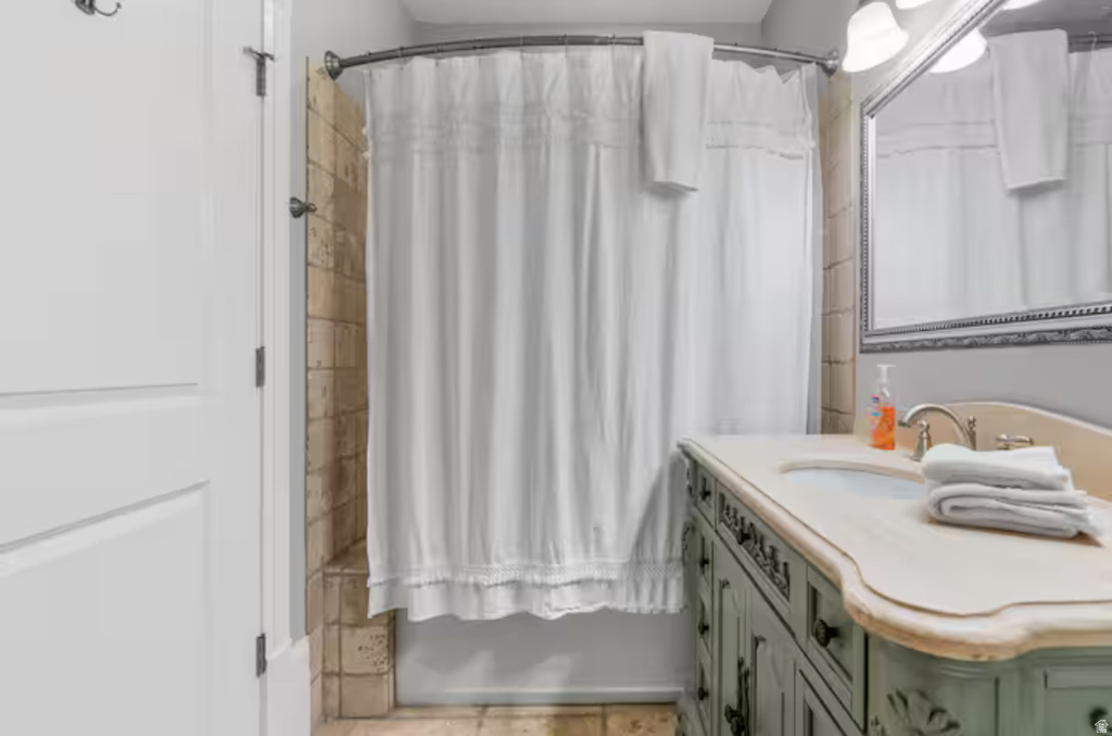 705 N LOCHWOOD VW Garden City, UT 84028