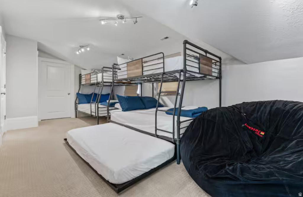 705 N LOCHWOOD VW Garden City, UT 84028