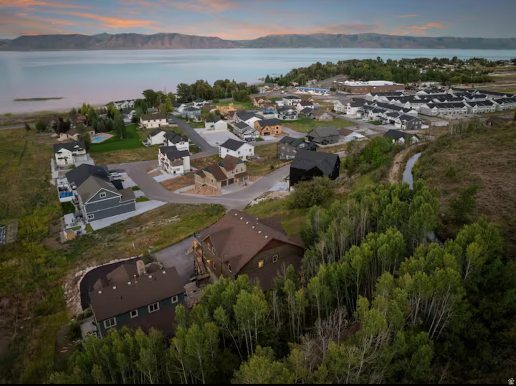 705 N LOCHWOOD VW Garden City, UT 84028