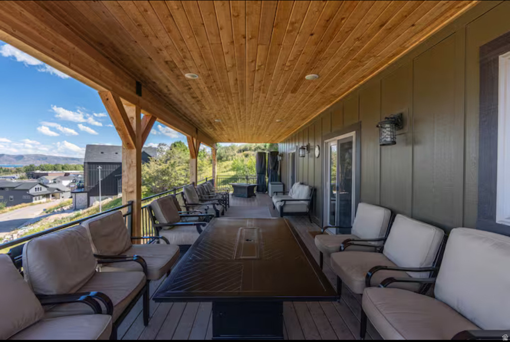 705 N LOCHWOOD VW Garden City, UT 84028