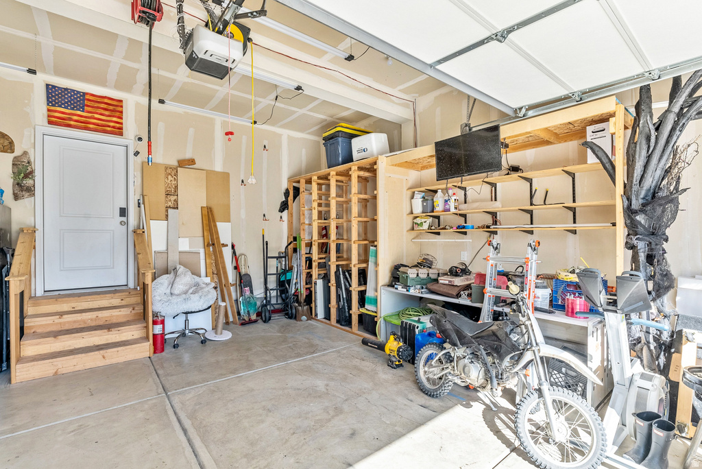 3381 E STILLWATER Eagle Mountain, UT 84005