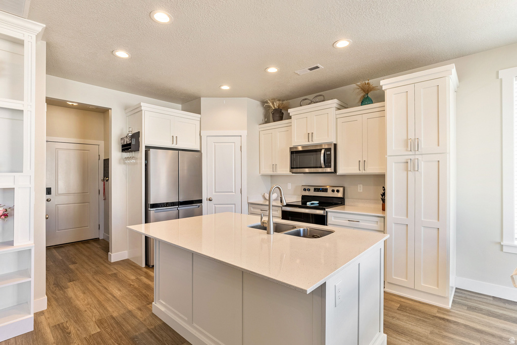 3381 E STILLWATER Eagle Mountain, UT 84005