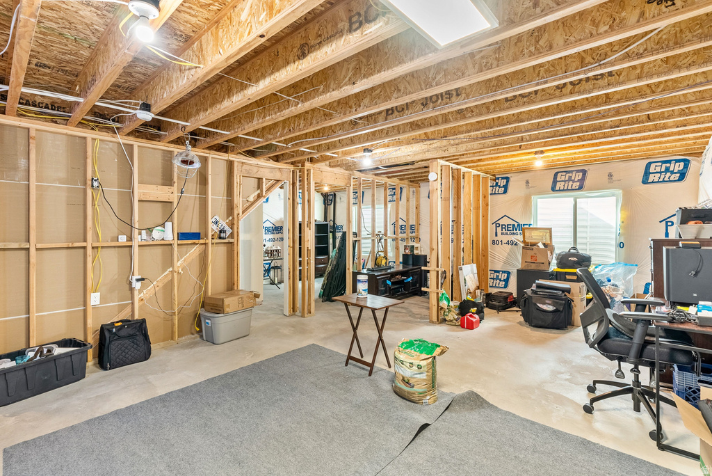 3381 E STILLWATER Eagle Mountain, UT 84005