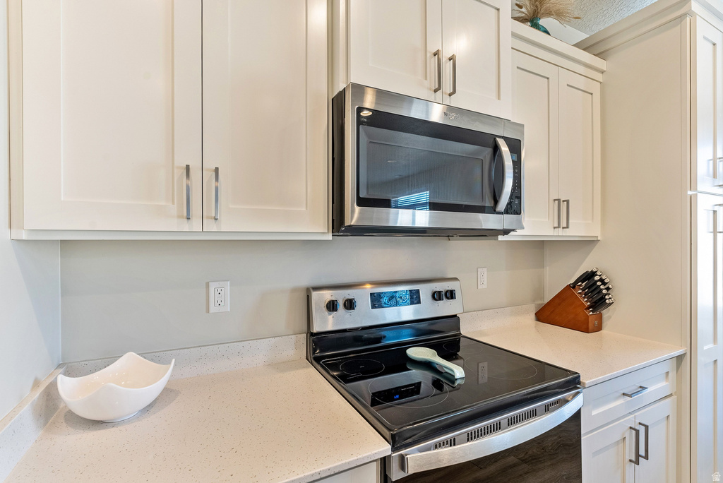3381 E STILLWATER Eagle Mountain, UT 84005