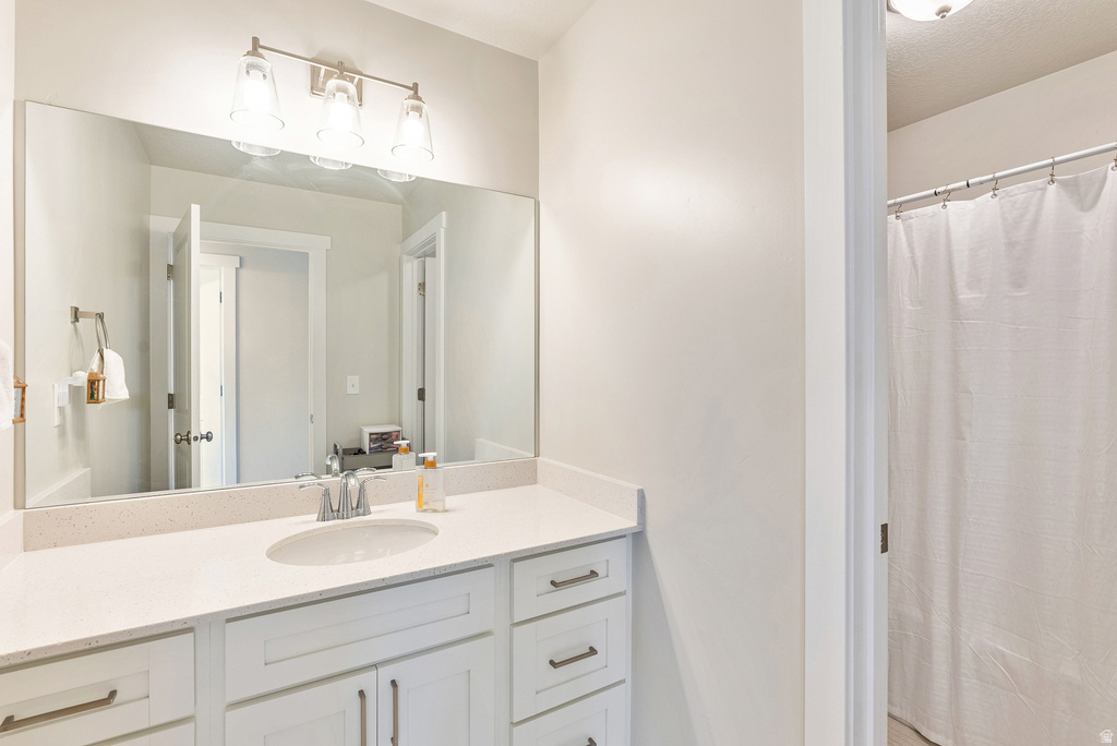 3381 E STILLWATER Eagle Mountain, UT 84005