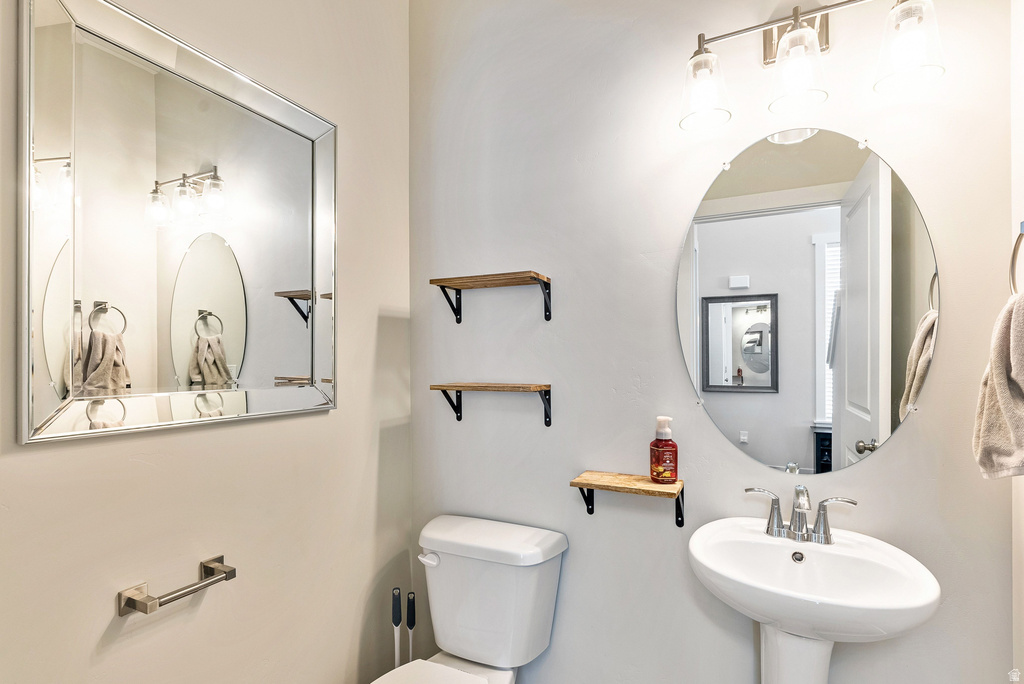 3381 E STILLWATER Eagle Mountain, UT 84005