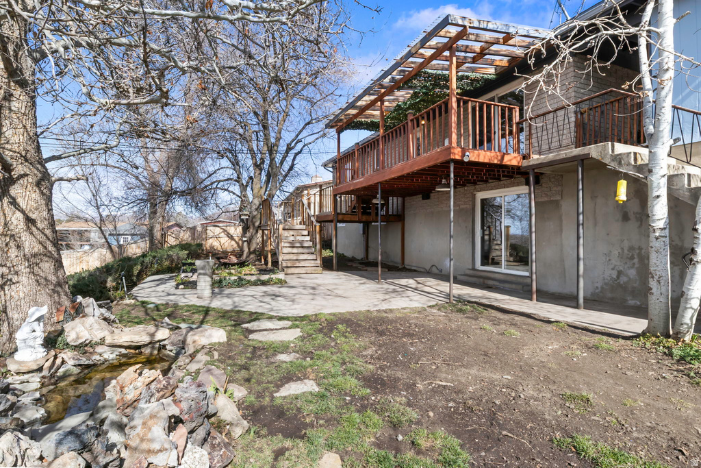 8492 S FAYEWAY DR Sandy, UT 84094