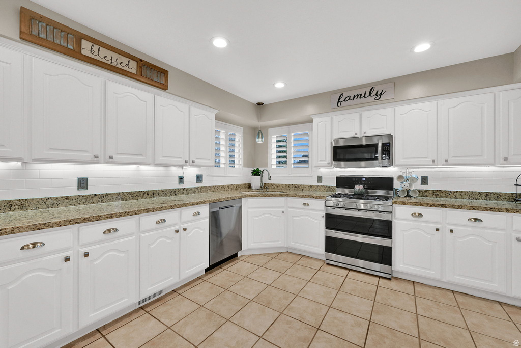 4412 W LENNOX DR South Jordan, UT 84009