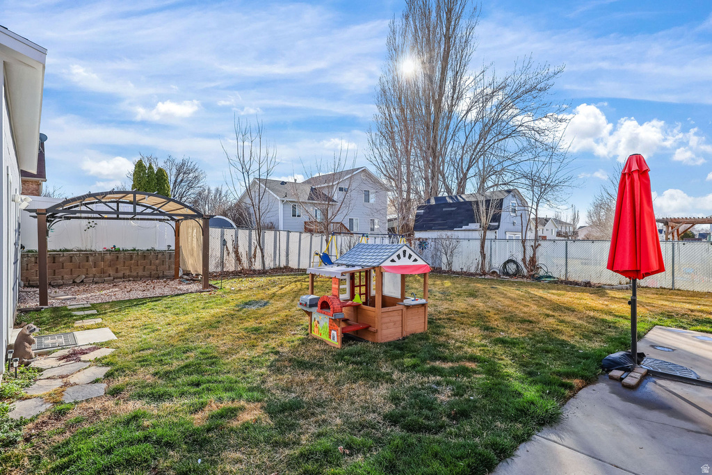 759 W 1580 N Clinton, UT 84015