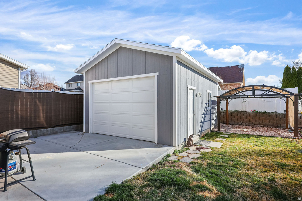 759 W 1580 N Clinton, UT 84015