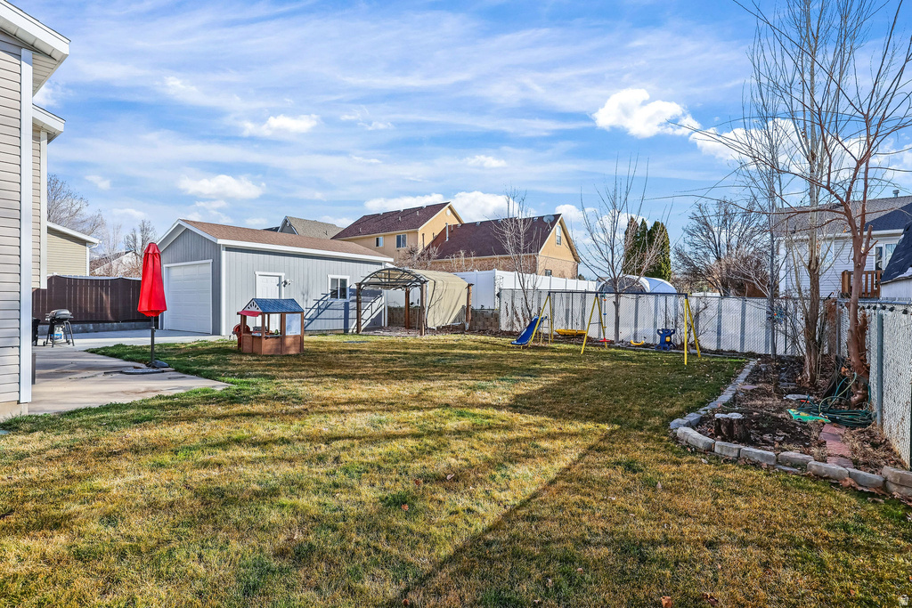 759 W 1580 N Clinton, UT 84015