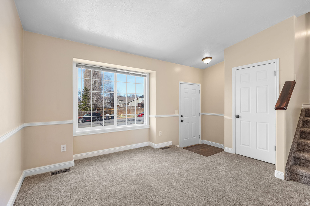 759 W 1580 N Clinton, UT 84015