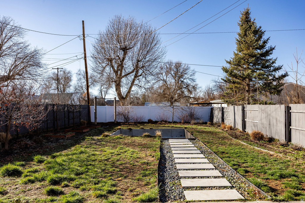 672 E MANSFIELD AVE Salt Lake City, UT 84106