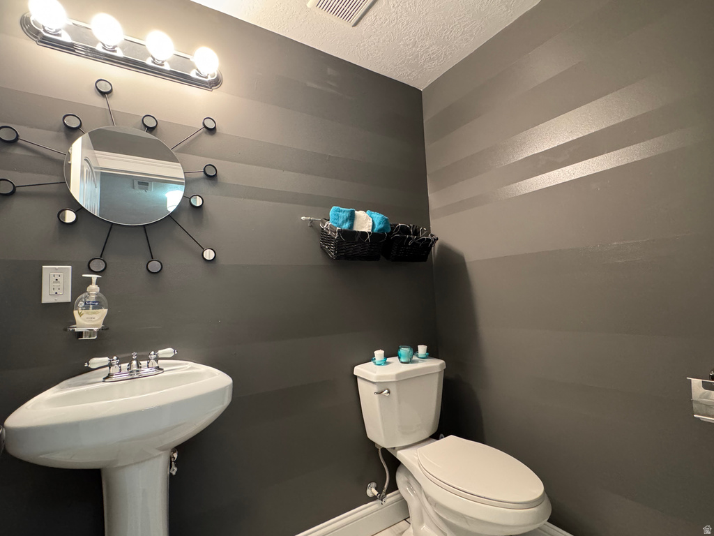 1303 APPALOOSA AVE Kaysville, UT 84037