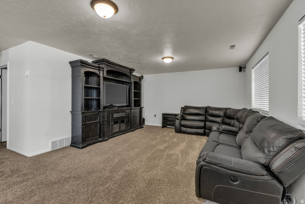 5529 S 3200 W Roy, UT 84067