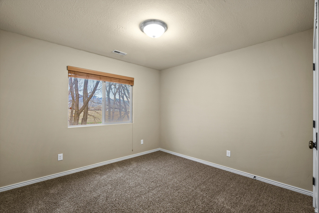 5494 N ASPEN MEADOW LN Mountain Green, UT 84050