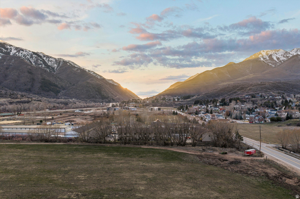 5494 N ASPEN MEADOW LN Mountain Green, UT 84050