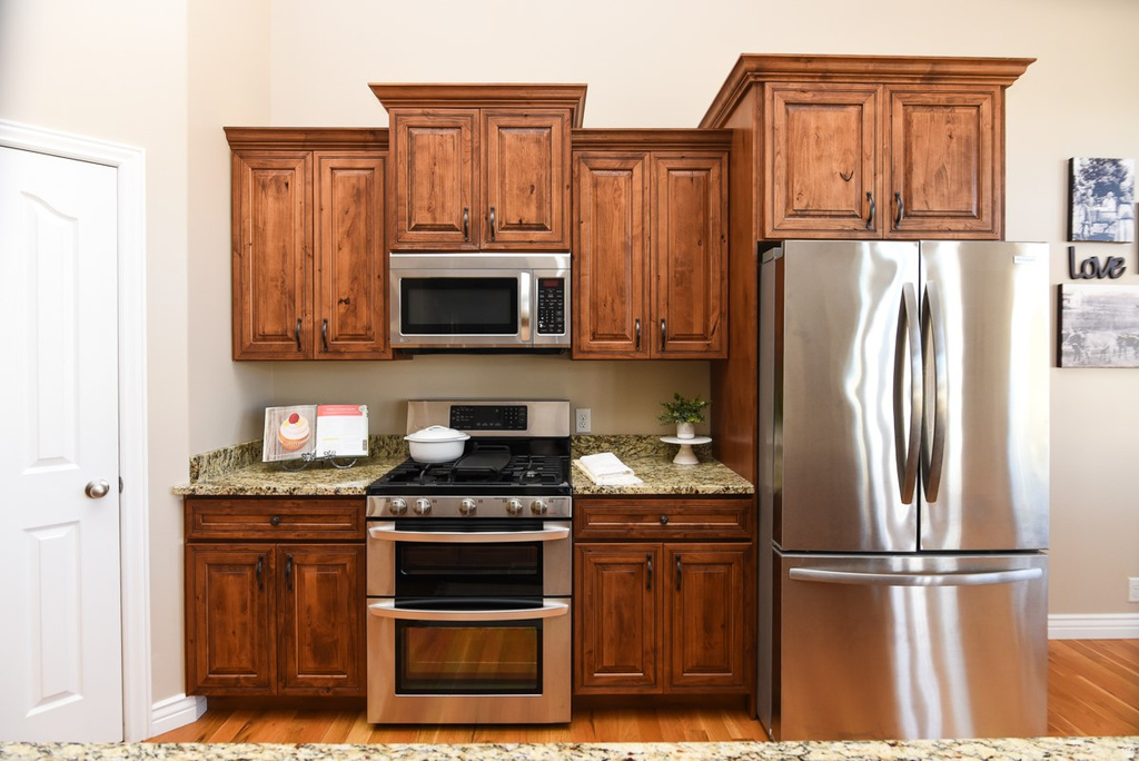 518 S HONEY TREE LN Grantsville, UT 84029