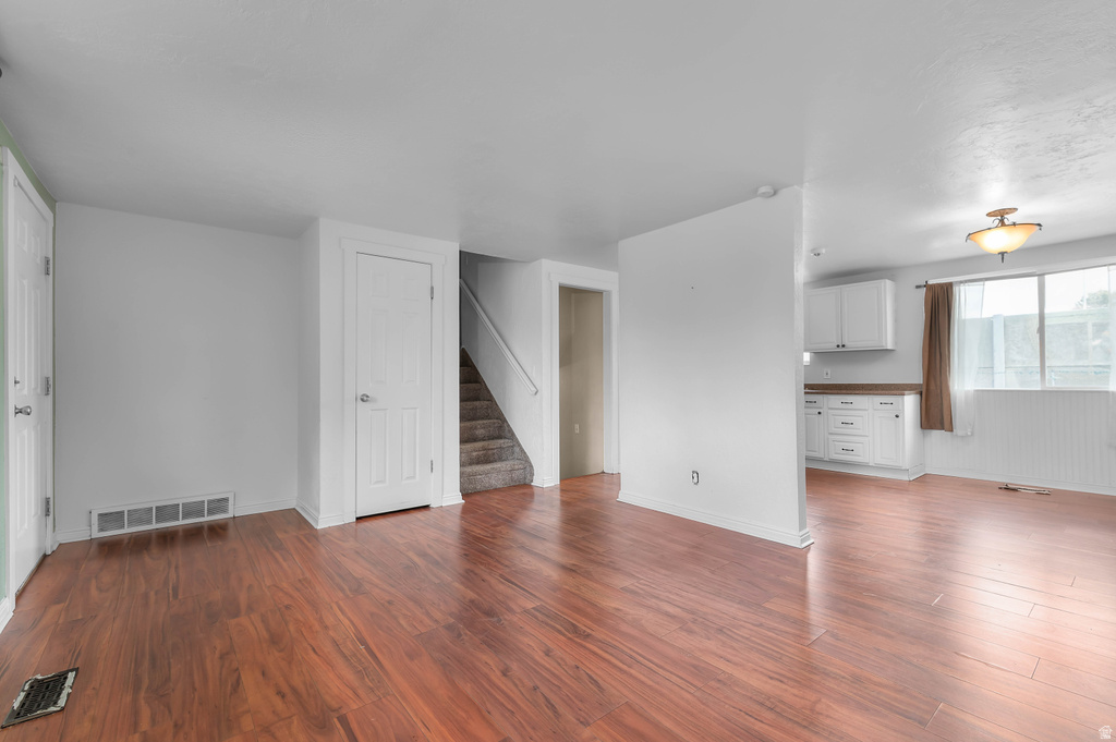 4365 S HAWKEYE DR West Valley City, UT 84120