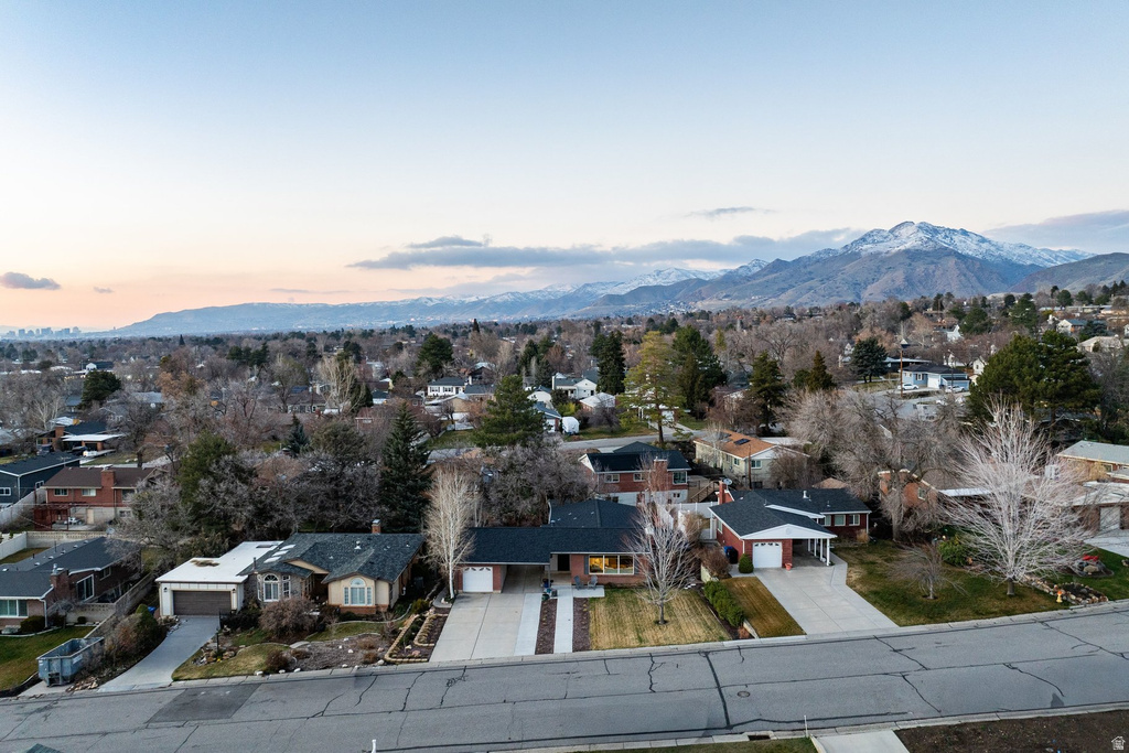 2801 E NILA WAY Holladay, UT 84124