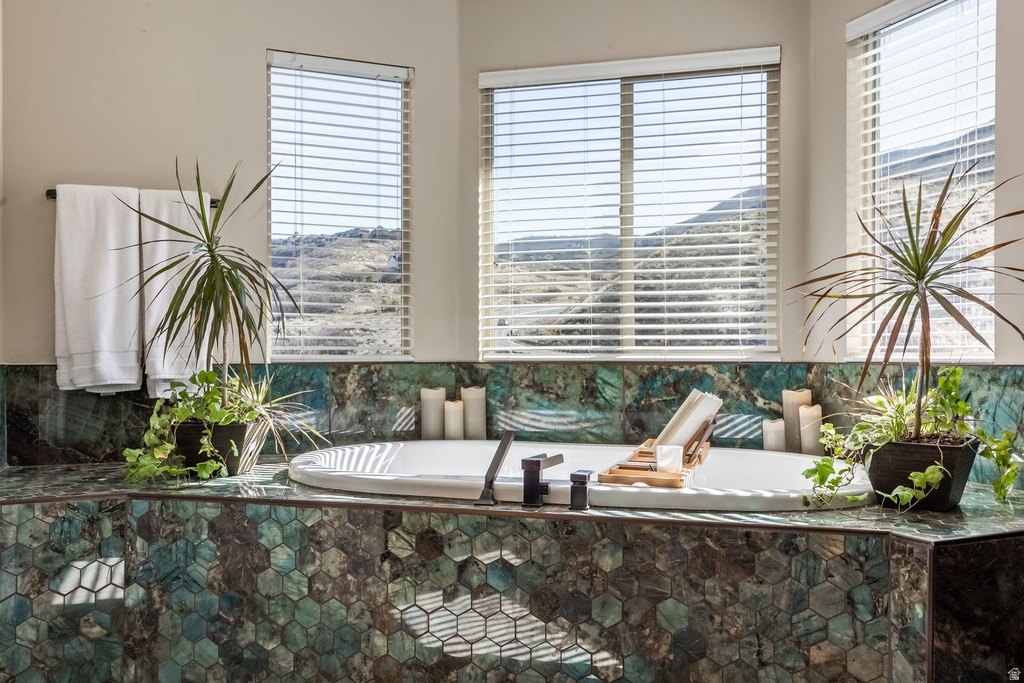 941 BEARTOOTH CIR Draper, UT 84020