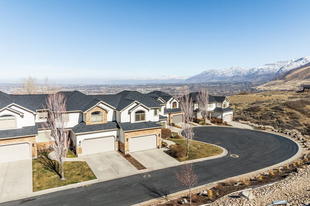941 BEARTOOTH CIR Draper, UT 84020