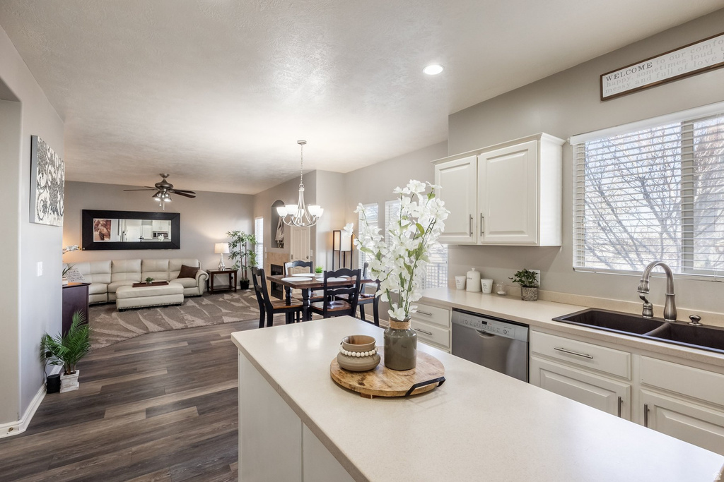 941 BEARTOOTH CIR Draper, UT 84020