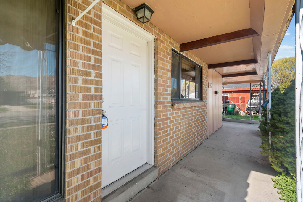 1239 N 1500 W Salt Lake City, UT 84116