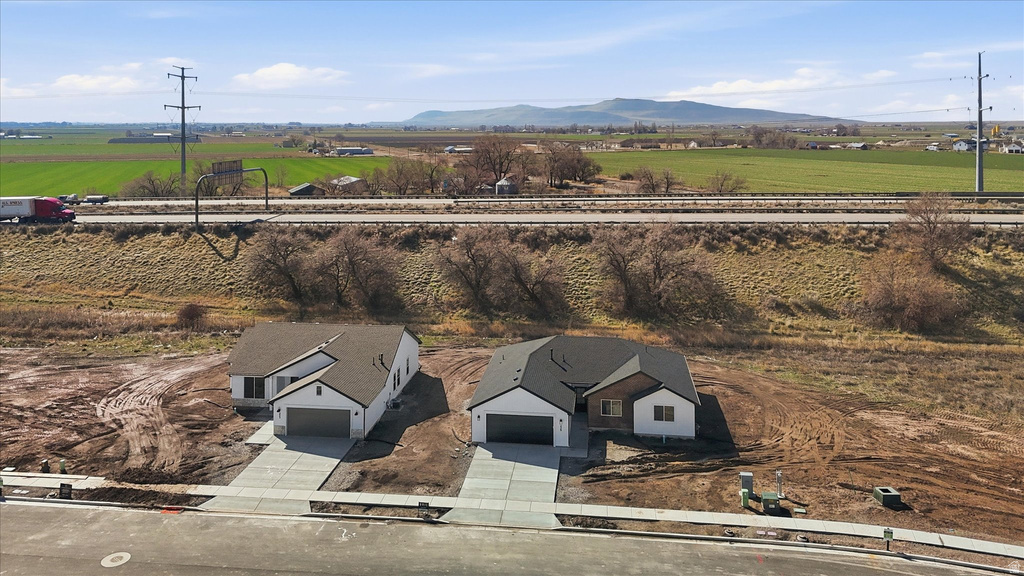 233 W 1470 S Tremonton, UT 84337