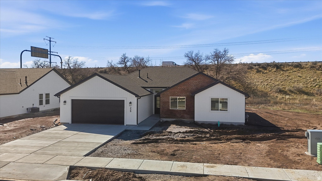 233 W 1470 S Tremonton, UT 84337