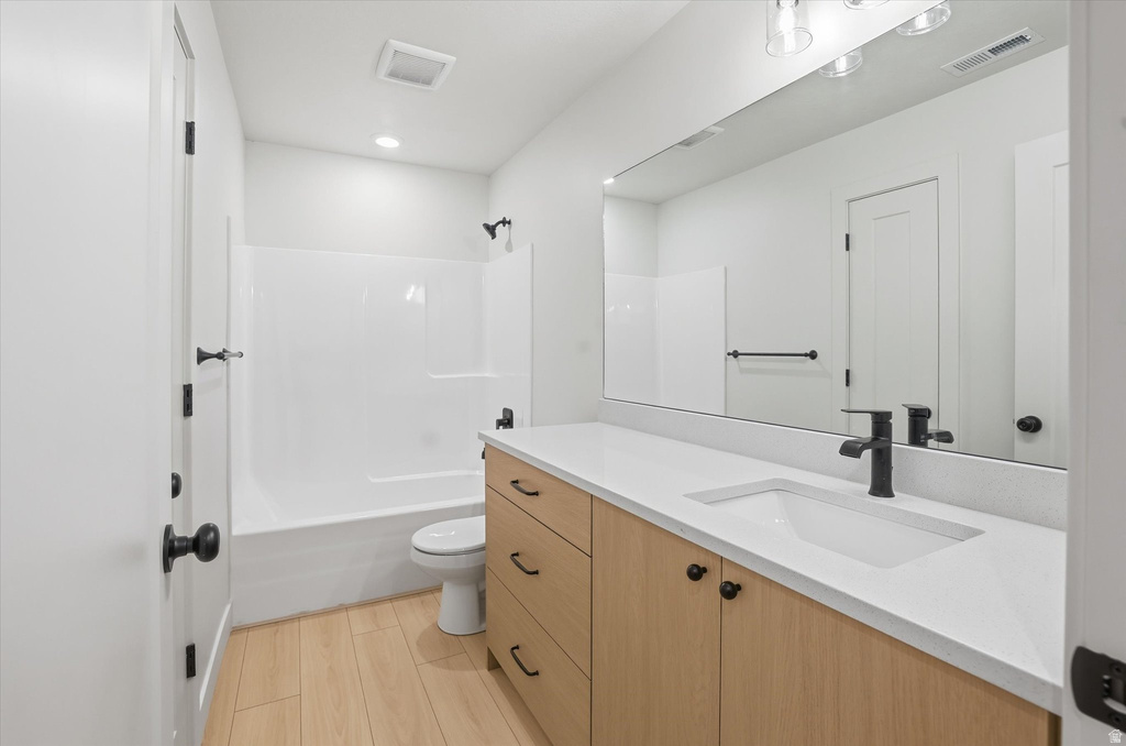 233 W 1470 S Tremonton, UT 84337