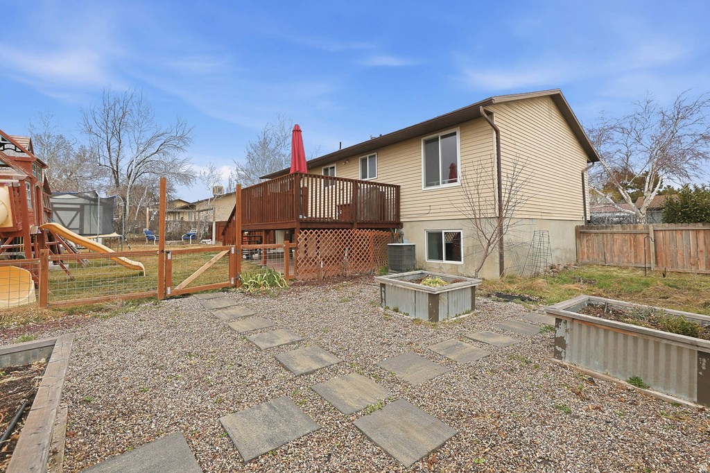 5387 W NORTHLILAC AVE West Jordan, UT 84081