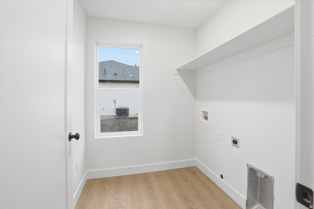 229 W 1470 S Tremonton, UT 84337