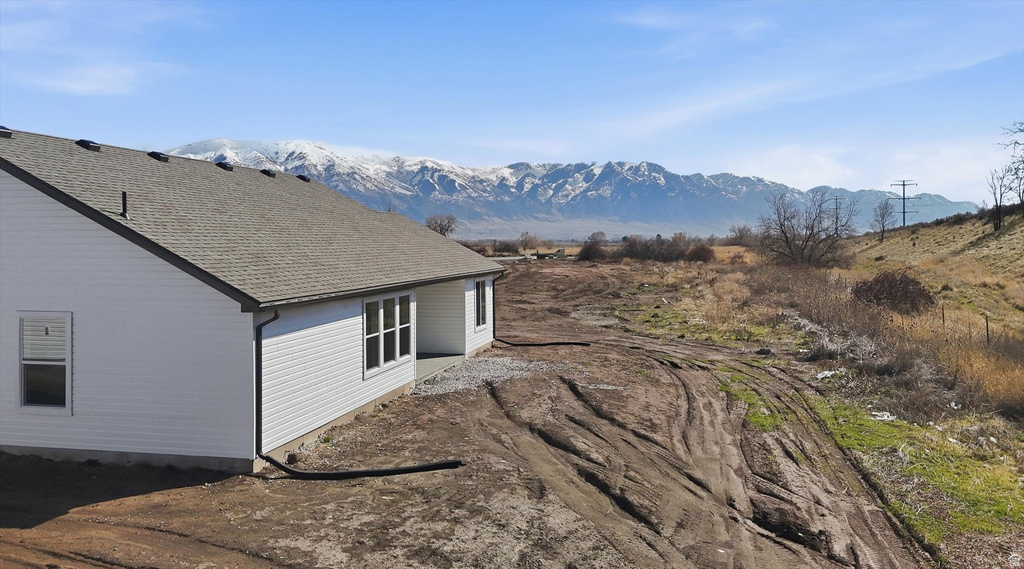 229 W 1470 S Tremonton, UT 84337